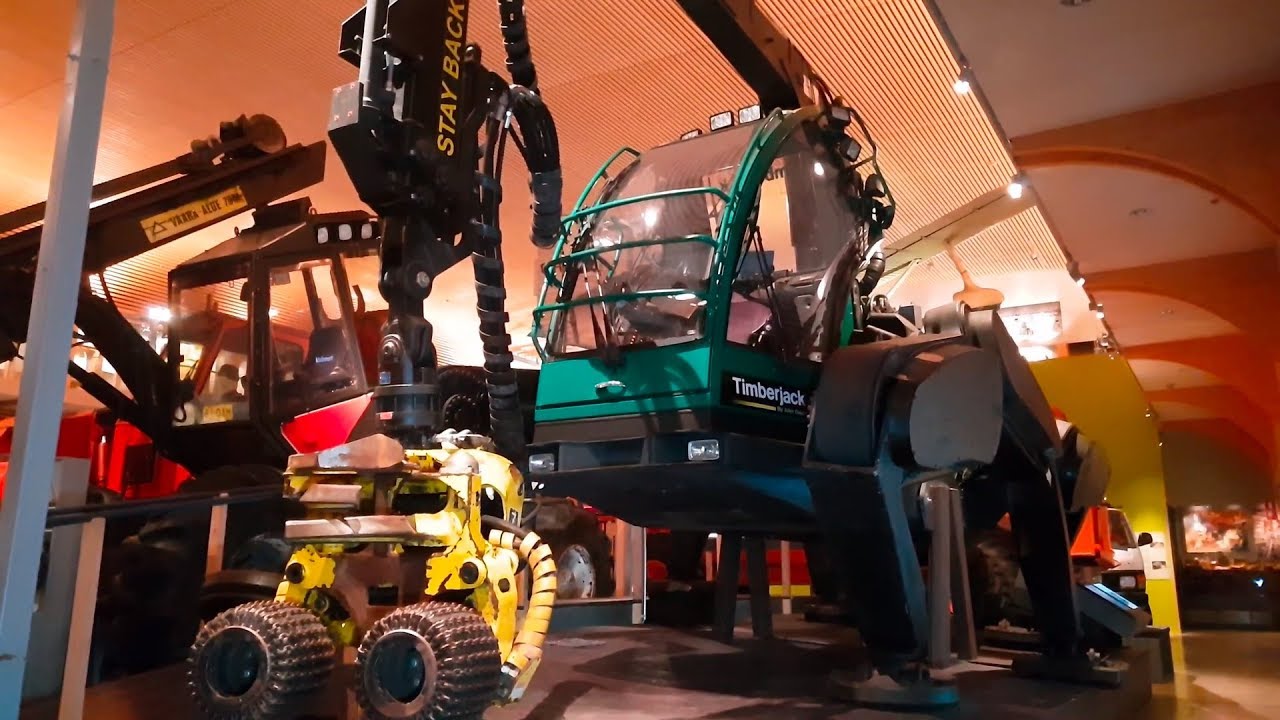 Lusto -Suomen metsämuseo (metsäkoneita) metsäkone Urbex_Arttu