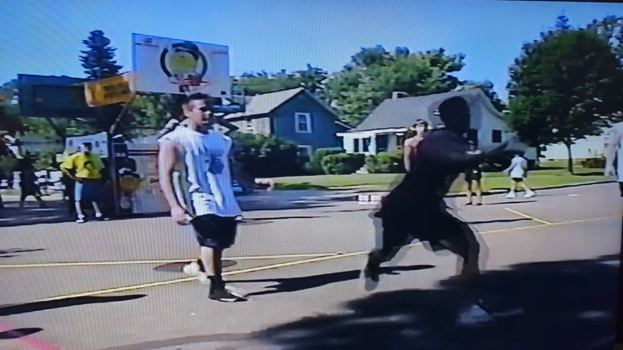 2002 Eau Claire Gus Macker - Phillips vs Orange Game 3 (Age 15-16)