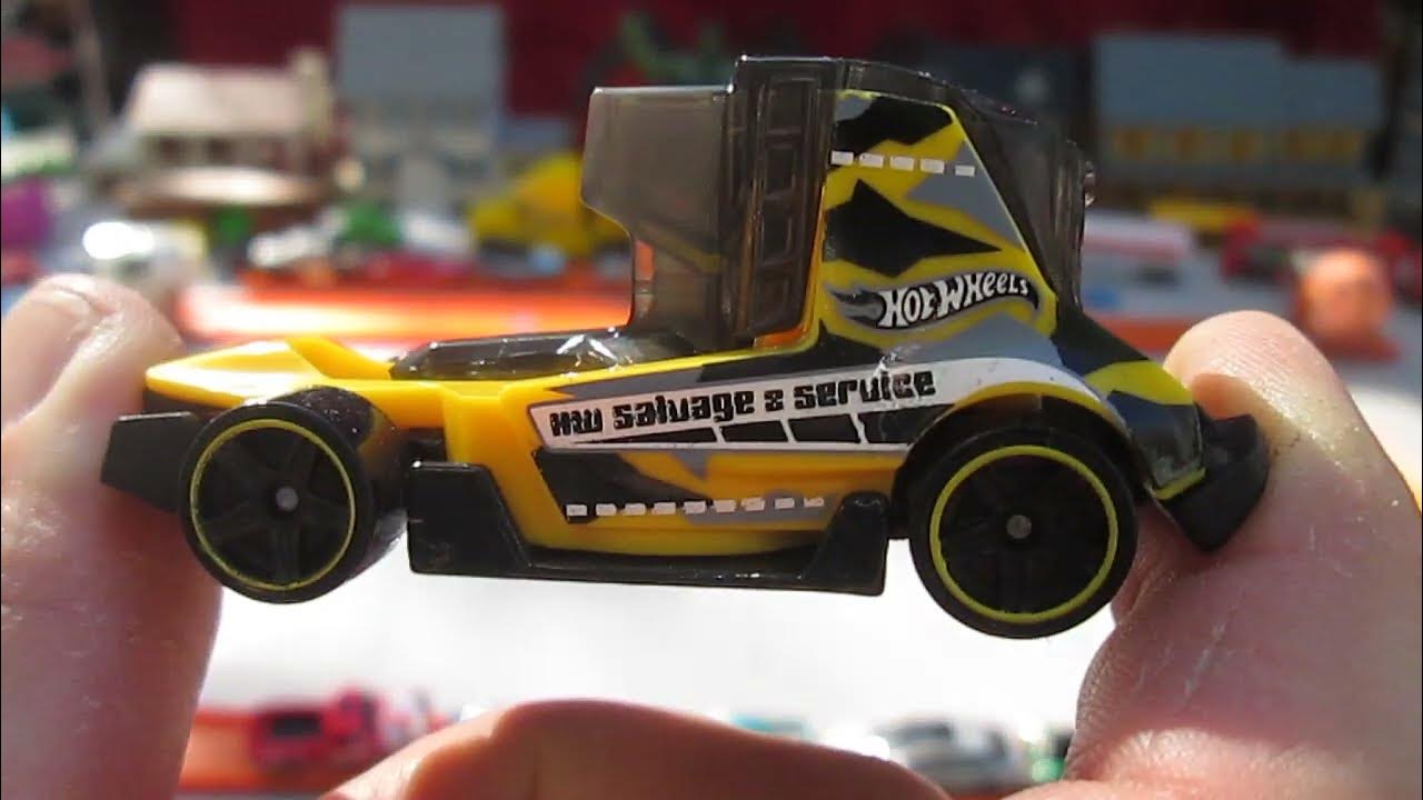 Carrinho Hot Wheels Haul-O-Gram (WONJR) HW Hot Trucks - Mattel