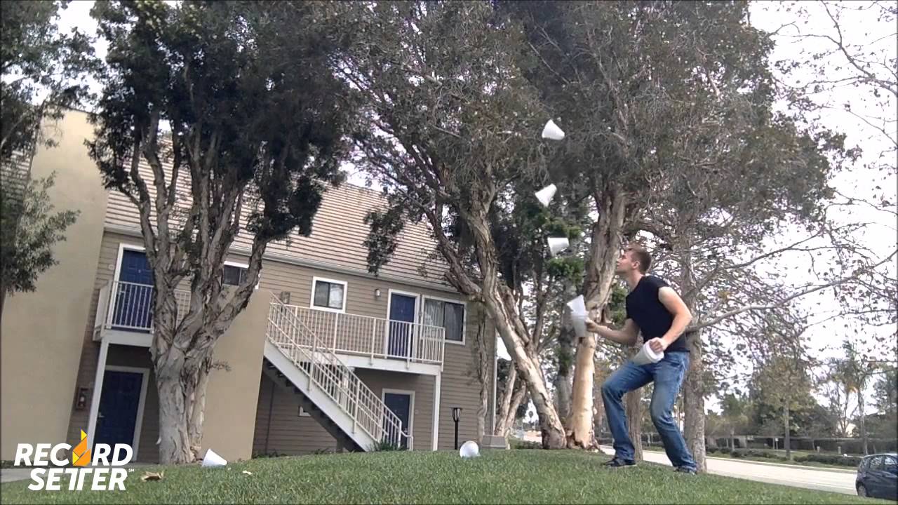 Juggling World Record with NINE Cups | RecordSetter.com