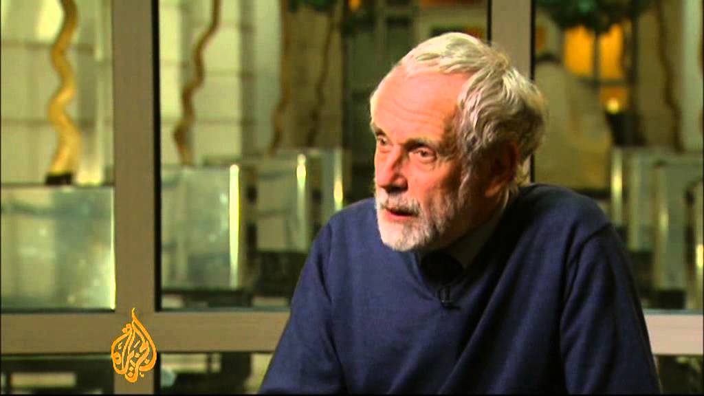 Carbon dioxide levels pass 'symbolic mark'