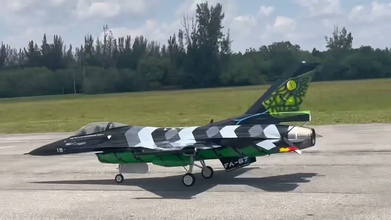 ￼F16 maiden flight, BVM 1/4 scale great landing tons of power.