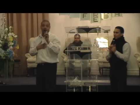 Culto de Jovenes - Predicador Luis Bermudez (Bilingual) HD