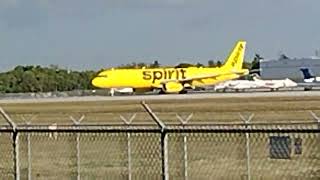 Plane Spotting Fort Lauderdale Hollywood International Airport Runway 10R Dania Beach Florida