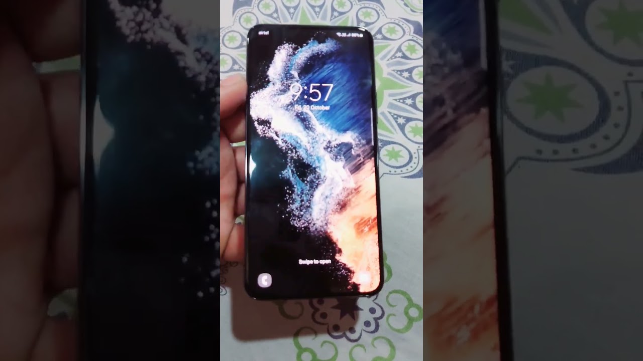 Samsung Galaxy S22 in black 6.1 inch