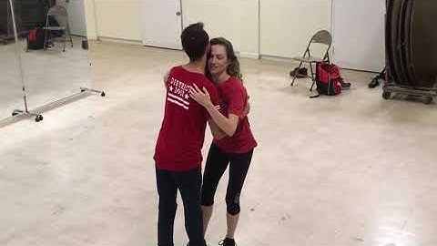 Vanessa and Gui Brazilian zouk demo District Zouk