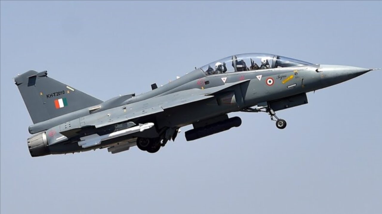India offers tandem seat version of Tejas to Malaysia