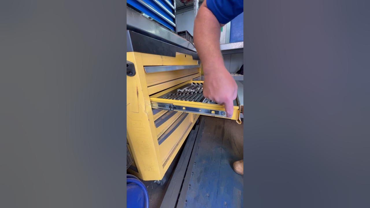 How To Lubricate Tool Kit Drawer Slides KINCROME Tool Tip YouTube how-to-lubricate-tool-kit-drawer-slides-kincrome-tool-tip-youtube