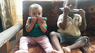 👫Kids playing HARMONICA 😃 screenshot 3
