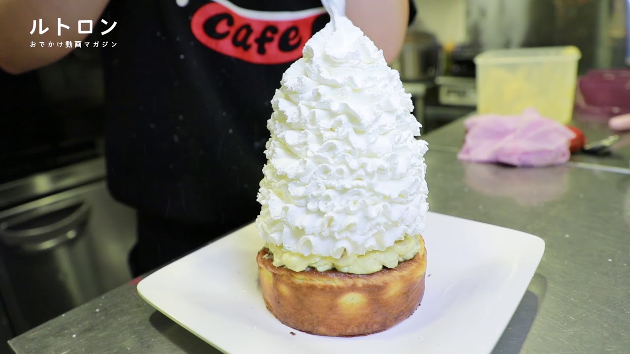 生クリームたっぷり 末広町のハンモックカフェ Cafe Asan の極厚パンケーキに癒される Youtube