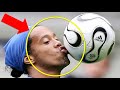 7 Ronaldinho Movements That Shocked Everyone in Football