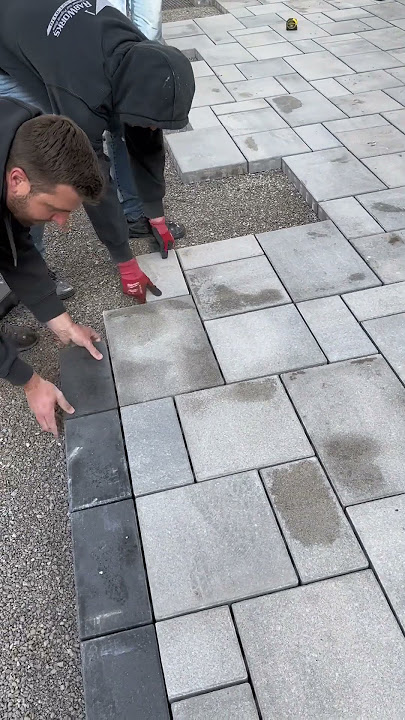 Paver Patio Puzzle: Backyard Hardscape Design