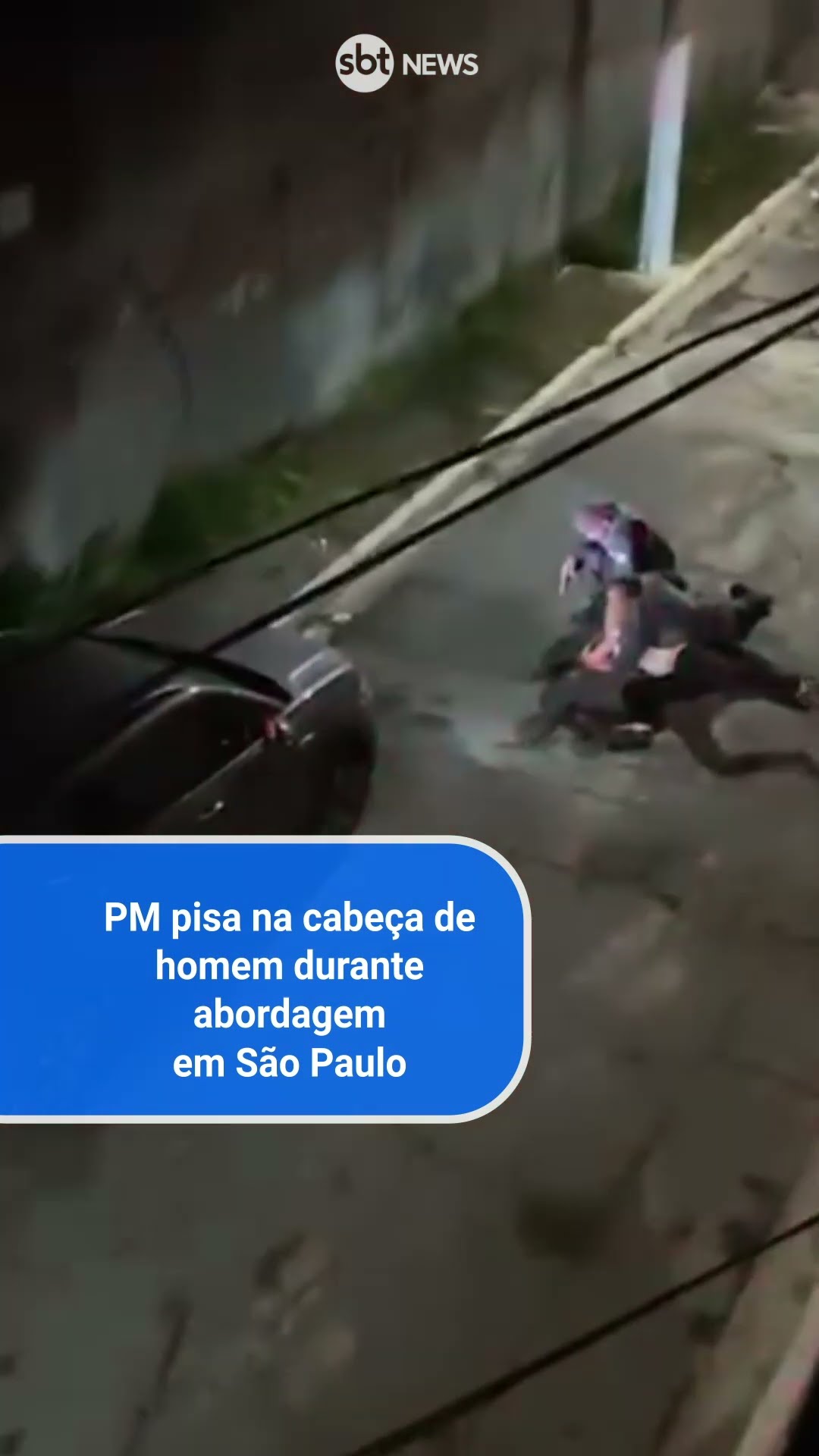 Policial militar pisa na cabeça de homem durante abordagem em São Paulo