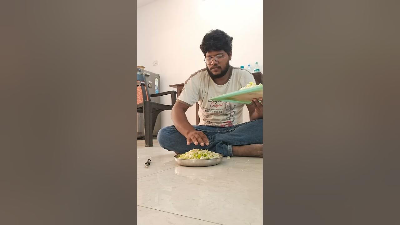 How To Cut Bottle Gourd YouTube how-to-cut-bottle-gourd-youtube