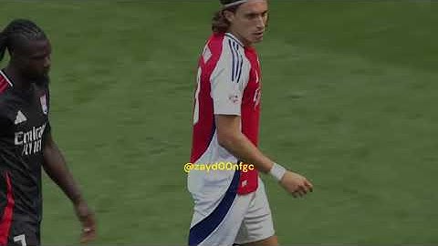 Riccardo Calafiori Arsenal Debut vs Lyon