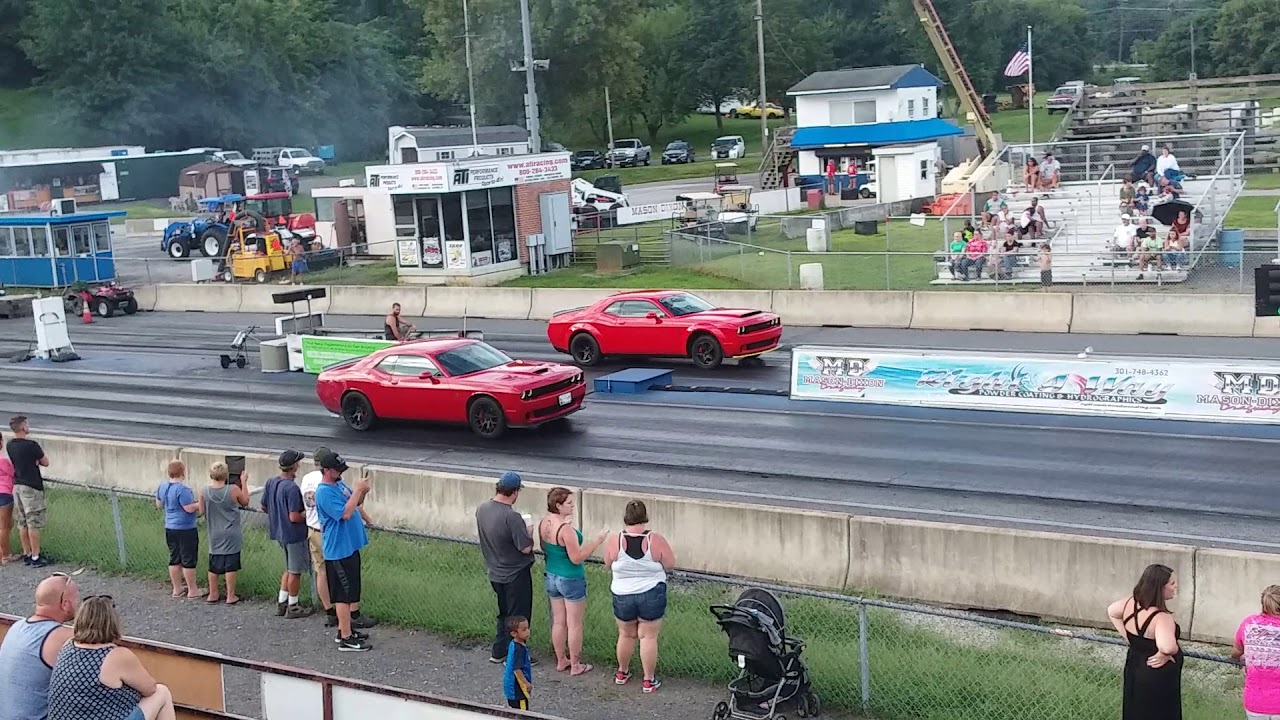 Dodge Demon vs Dodge Hellcat - YouTube