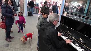 Little Boy Hears Boogie Woogie Piano For The First Time chords