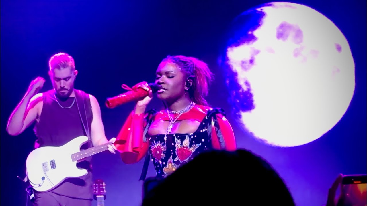 Amaarae Live - Sociopathic Dance Queen - The Belasco