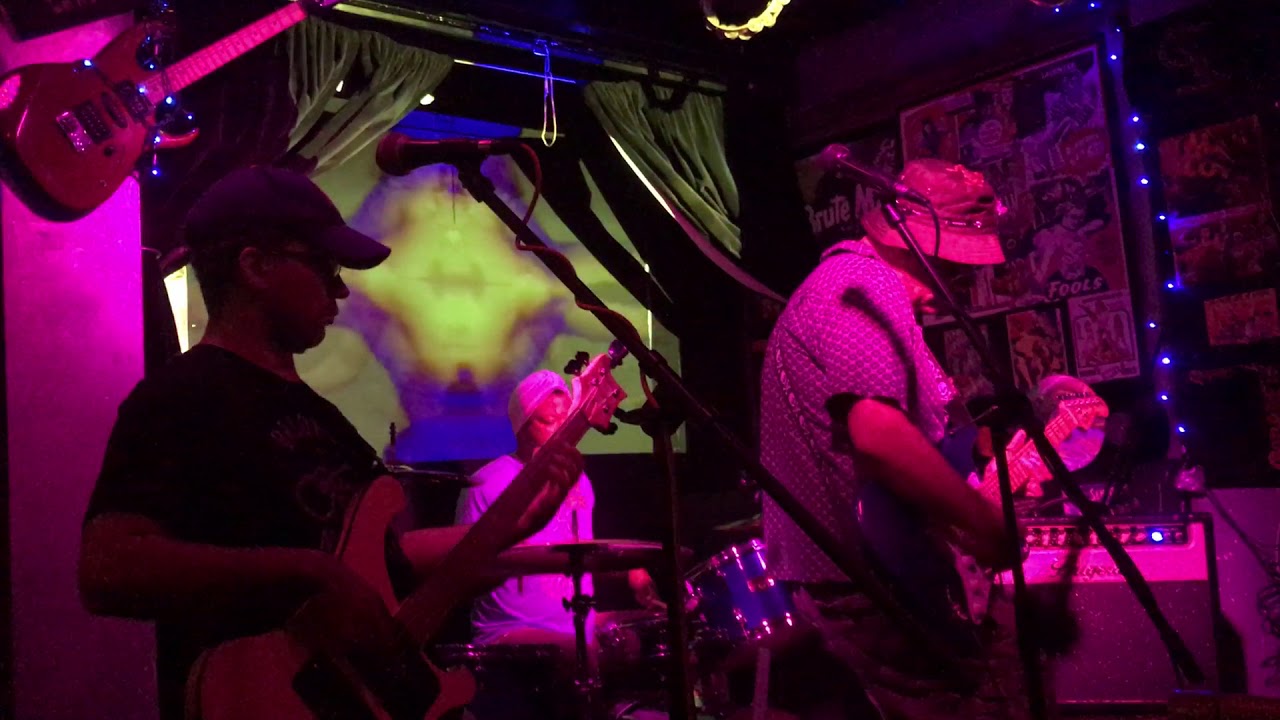 3C Who s To Say Live At Freddy s Brooklyn 8 26 2017 YouTube 3c-who-s-to-say-live-at-freddy-s-brooklyn-8-26-2017-youtube