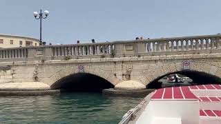 Duck & Cover Boating in Canals of Siracusa, Sicily -Miss Moonshine & Sarah returning from Sea