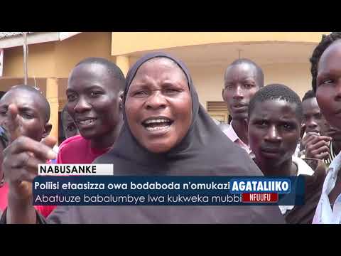 Poliisi Etaasizza Owa Boda Boda N Omukazi Abatuuze Babalumbye Lwa Kukweka Mubbi 