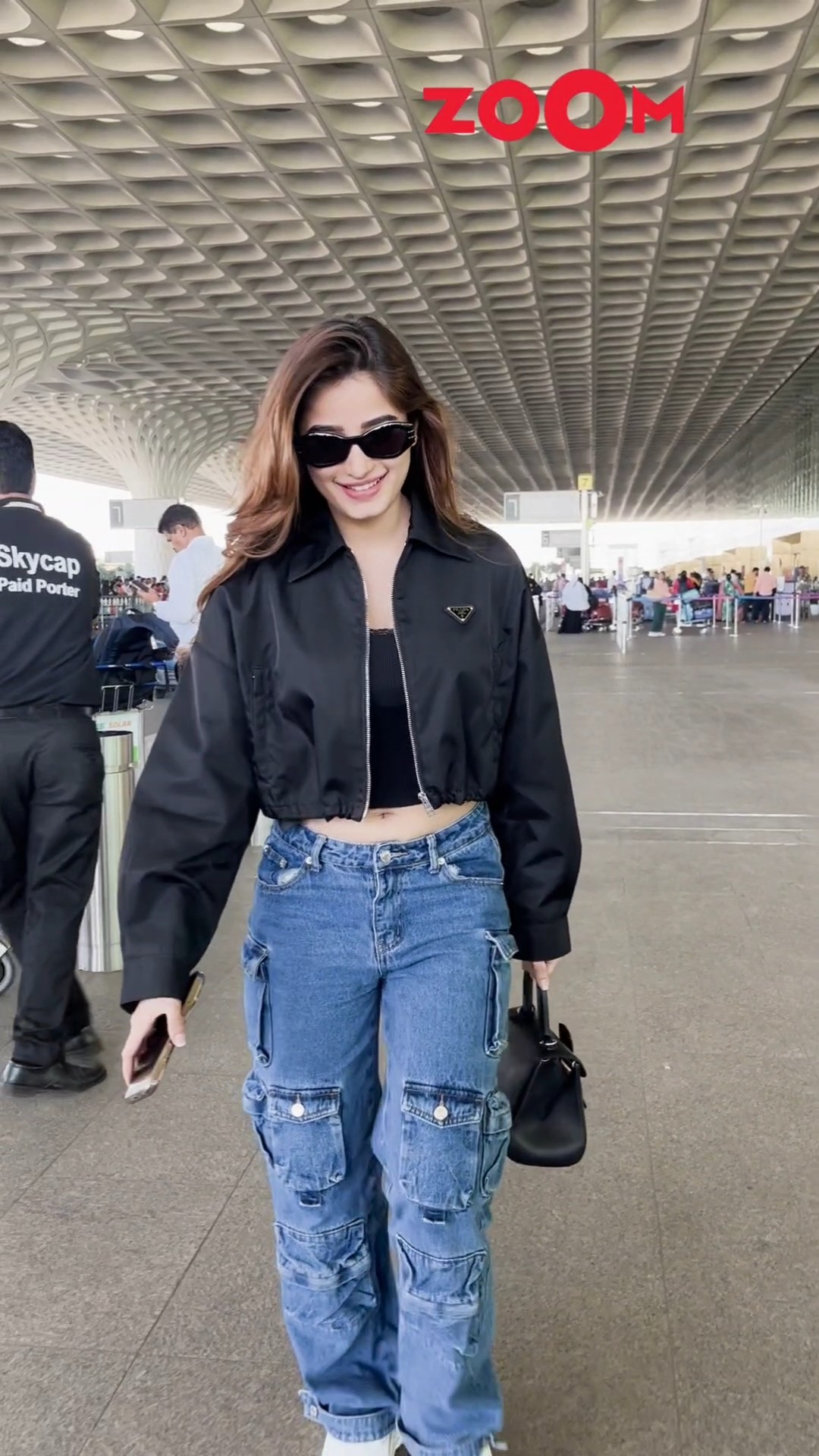 Rasha Thadani STUNS with her TRENDY airport style! ? #rashathadani #shorts