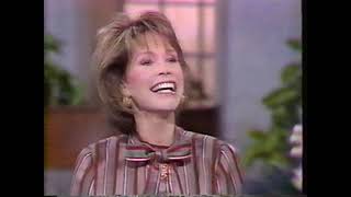 Regis and Kathie Lee with Mary Tyler Moore!
