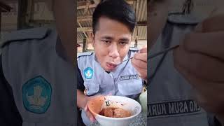 makan bakso