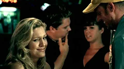 Toby Keith - I Love This Bar