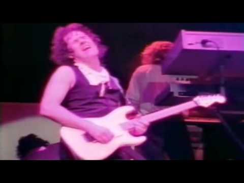 Gary Moore (+) The Loner (Live)