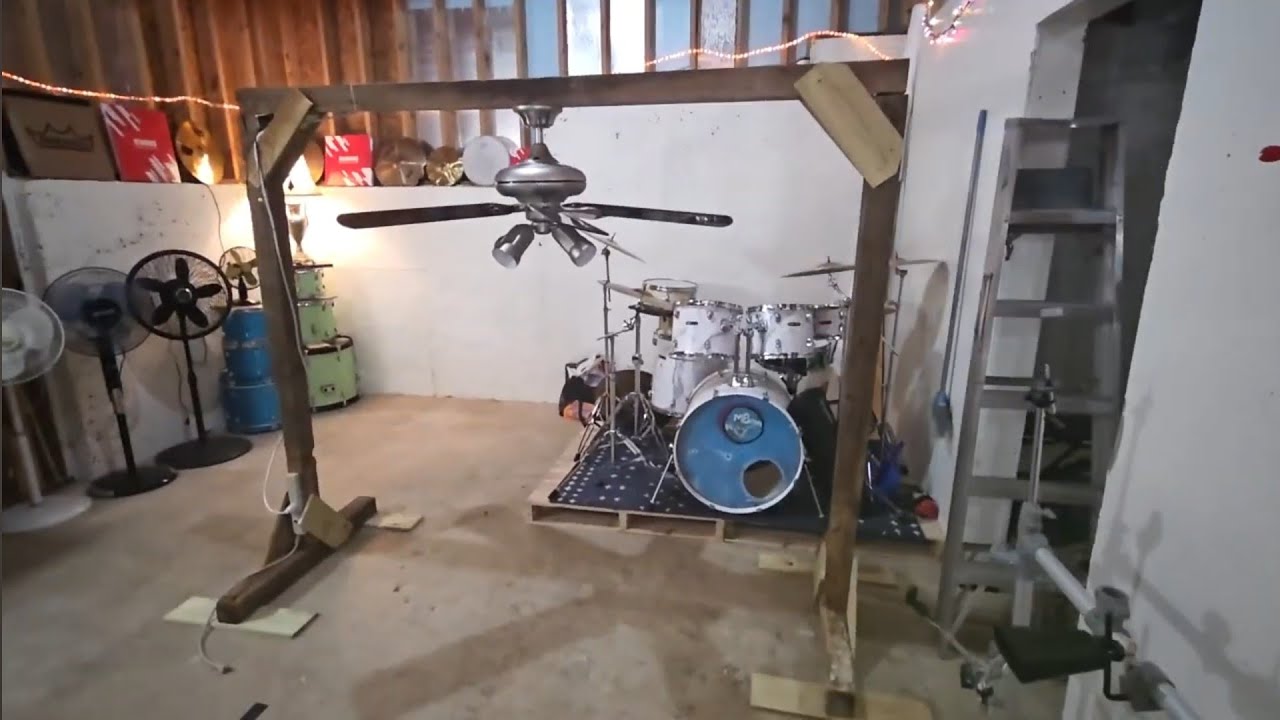 Building The New Studio | Pt 6: Cleaning Up The Room