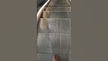 How does an Escalator Work?     #science #shorts #technology #escalator