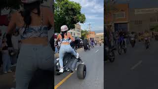 Así Es Un Día De Pikes En Medellín 😳