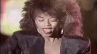 AURRA - you and me tonight