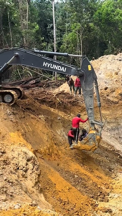 සයිට් කියන්නෙ ආතල් විතරයි😂