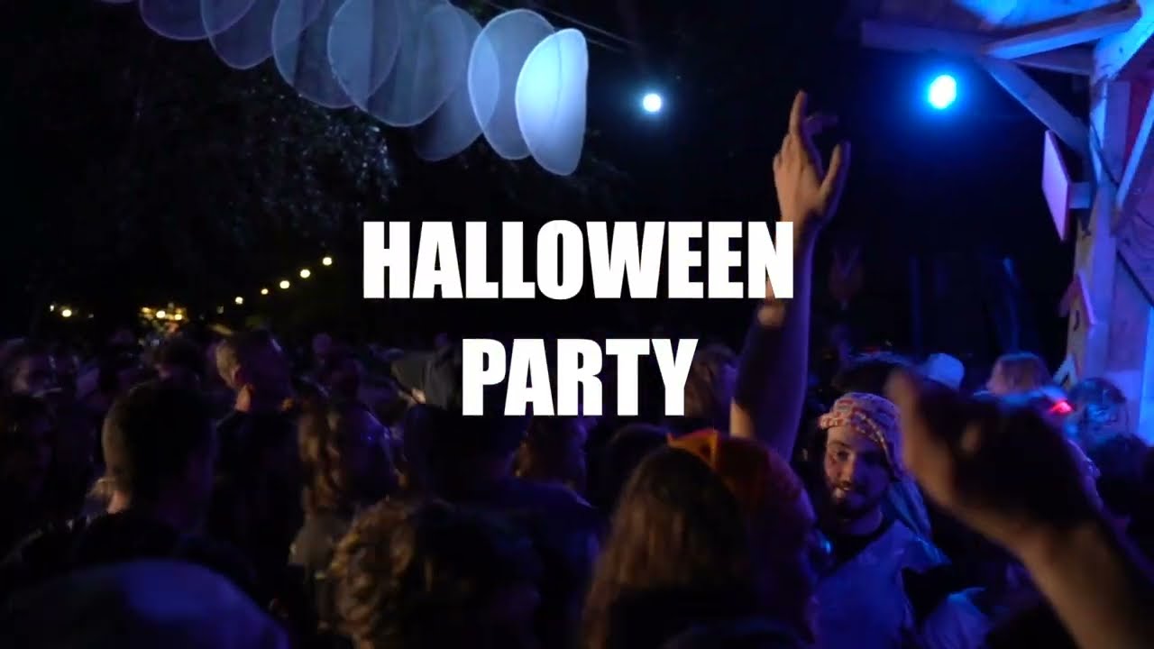 CHEWY SHE trailer - Moth Popera at Moth Club