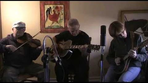 05 Old Brown Case (with Fiddle)