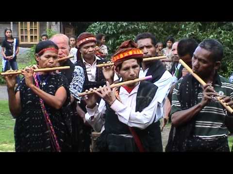 INDONESIA dance & music, Bajawa Flores (sd-video).