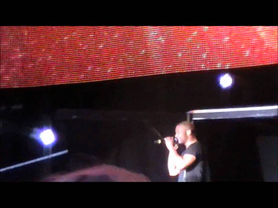 Ver JLS - Chelmsford Hylands Park - Little clip of Other Side Of The World. en YouTube Ver JLS - Chelmsford Hylands Park - Little clip of Other Side Of The World. en YouTube