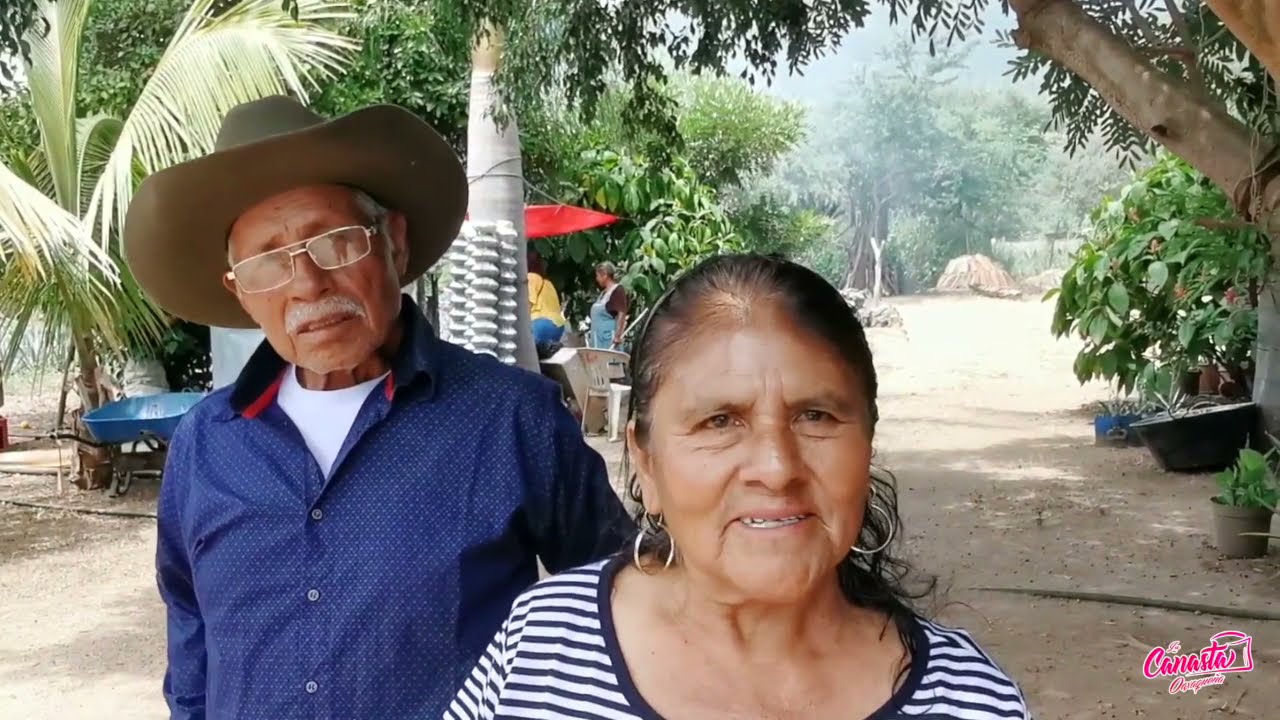 Emotiva sorpresa paisanos en San Agustín Amatengo Oaxaca, México
