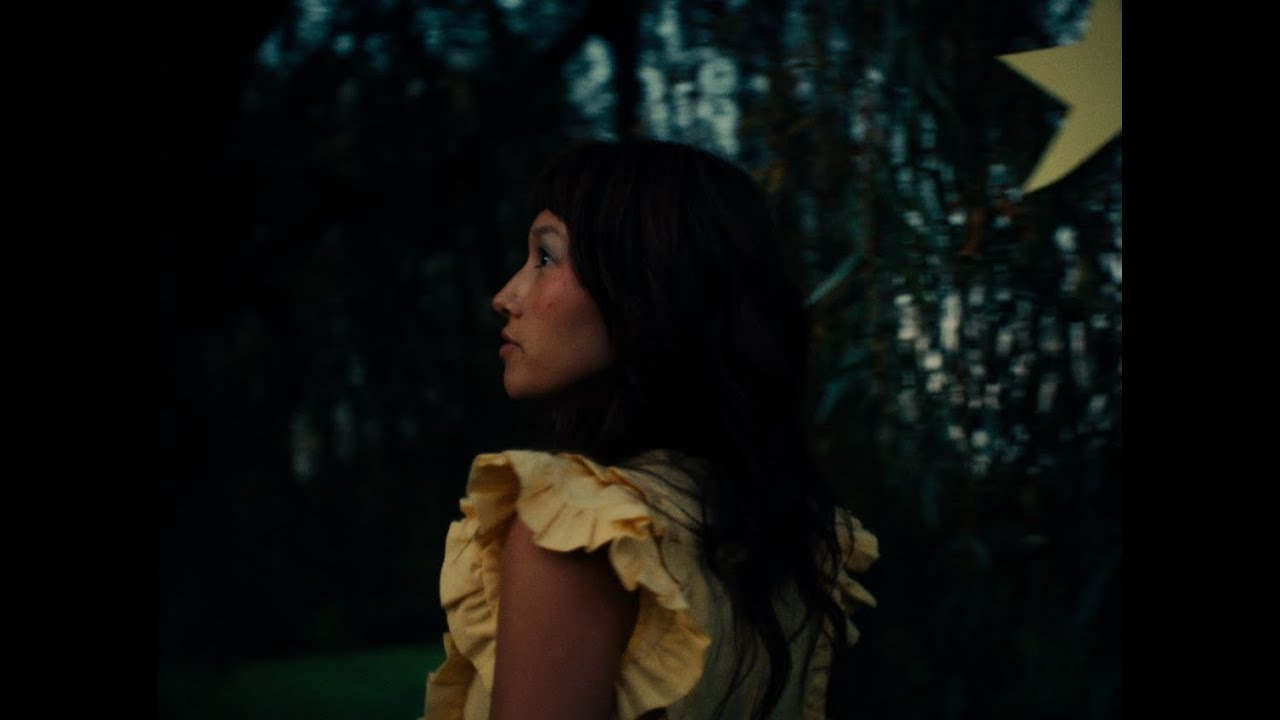 Juliet Ivy - SOS 2001 (Official Visualizer)