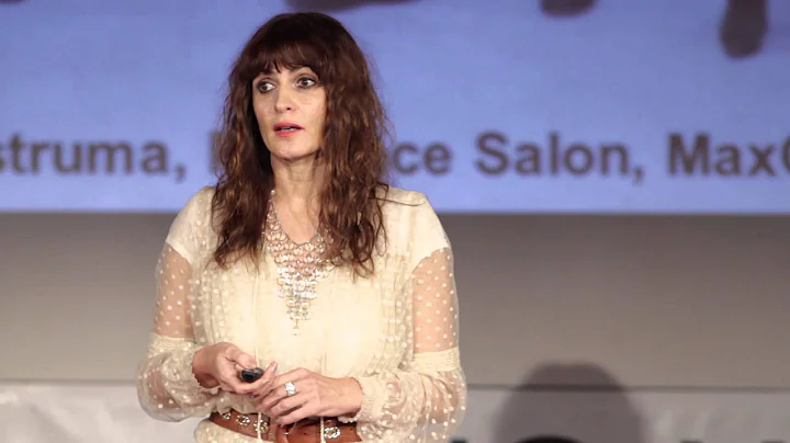 A design evangelista: Dina Karsai at TEDxSomloiStW...