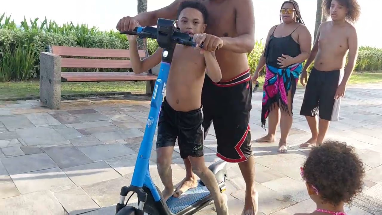 Um patinete pra descontrair 