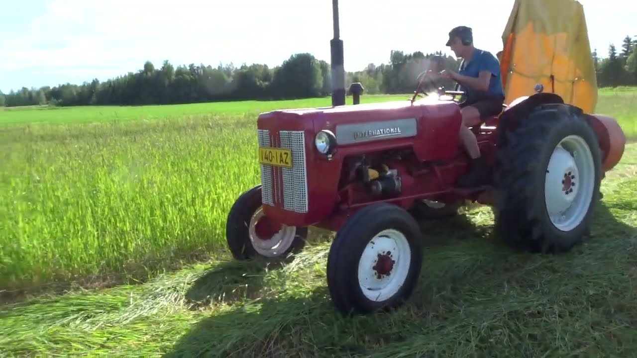 Pomo / Heinän tekoa !