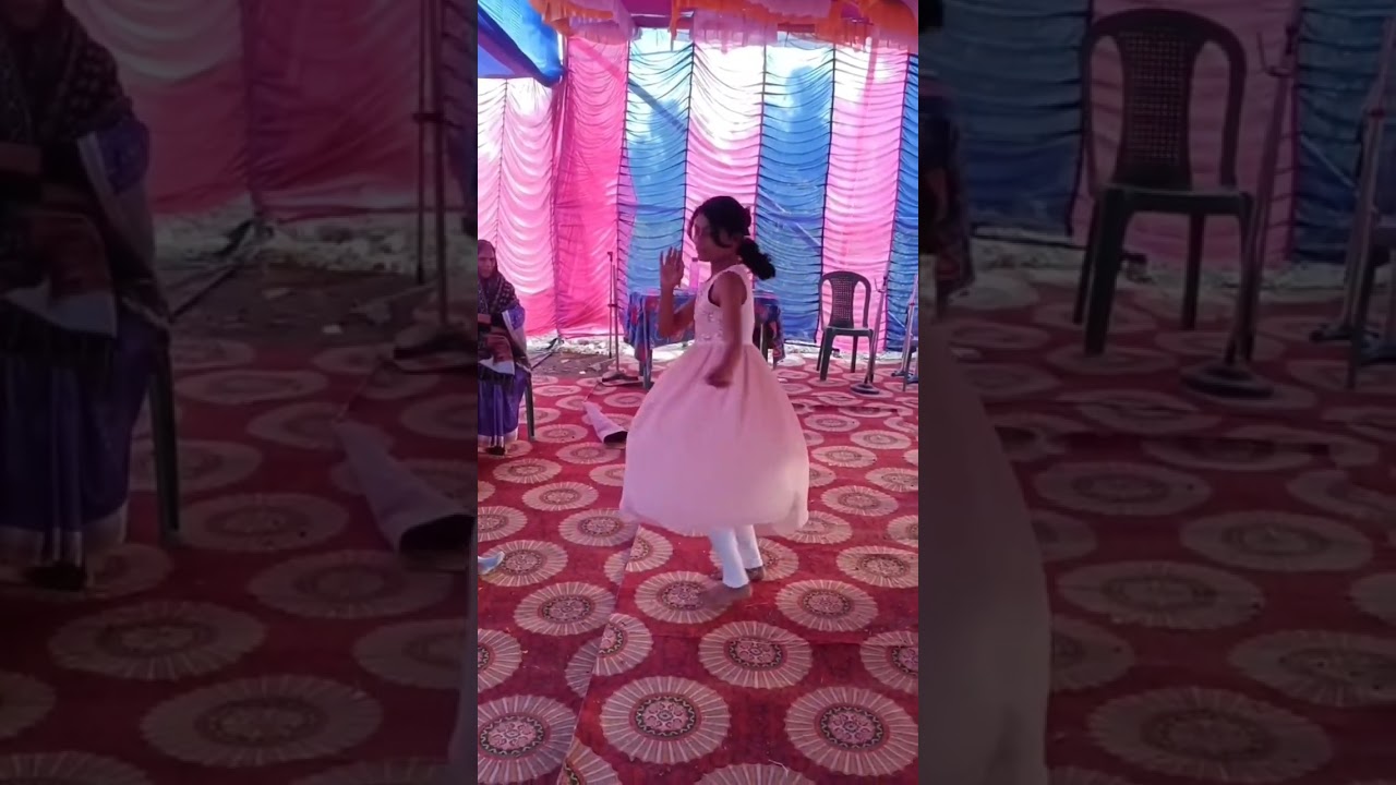 Sister's dance involving her brother in the middle of the performance❣️