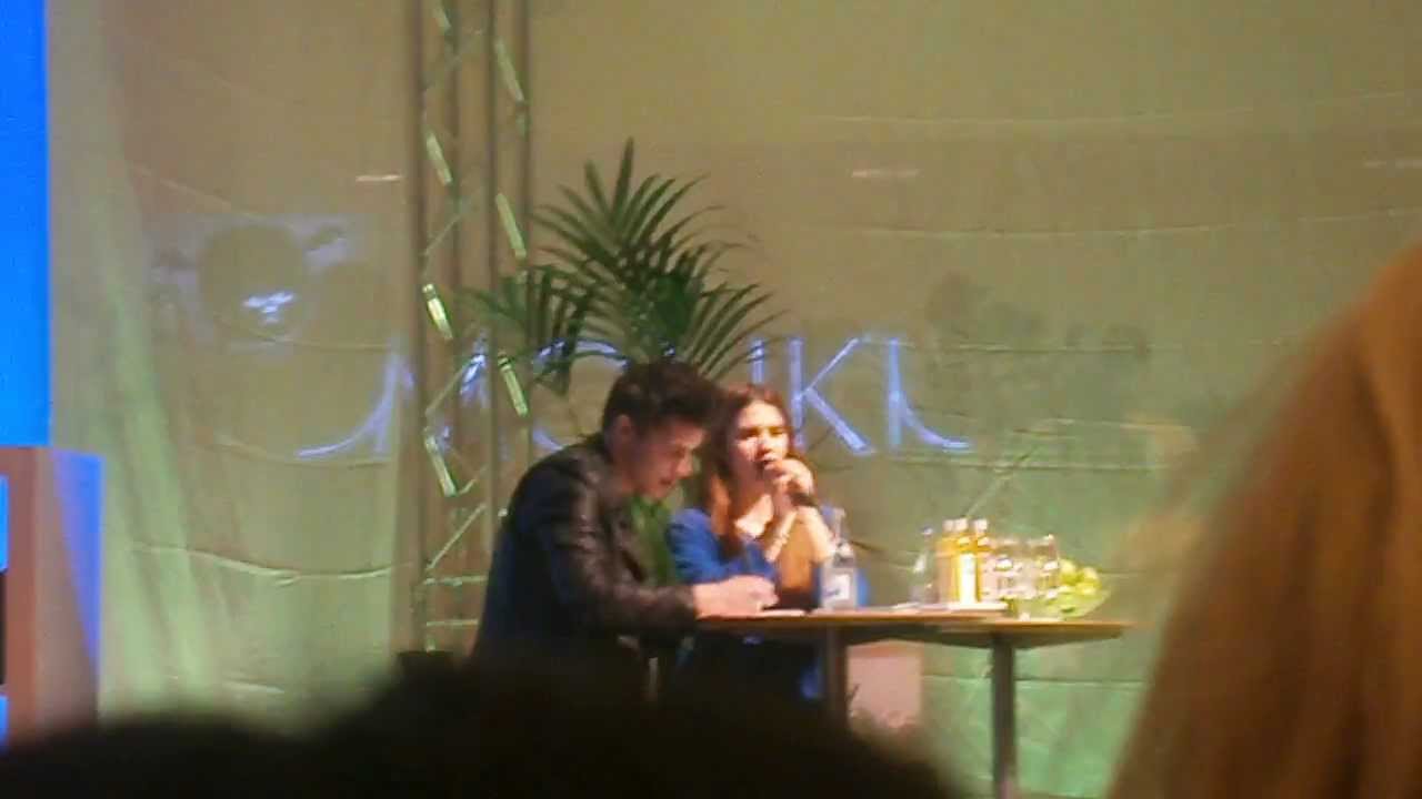 Anton Ewald i en kort intervju i Karlstad (Mitt i City) YouTube