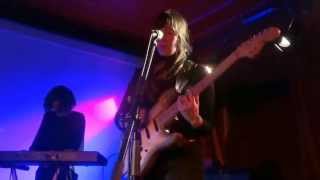 She Keeps Bees - Vulture (HD) Live In Berlin 2015