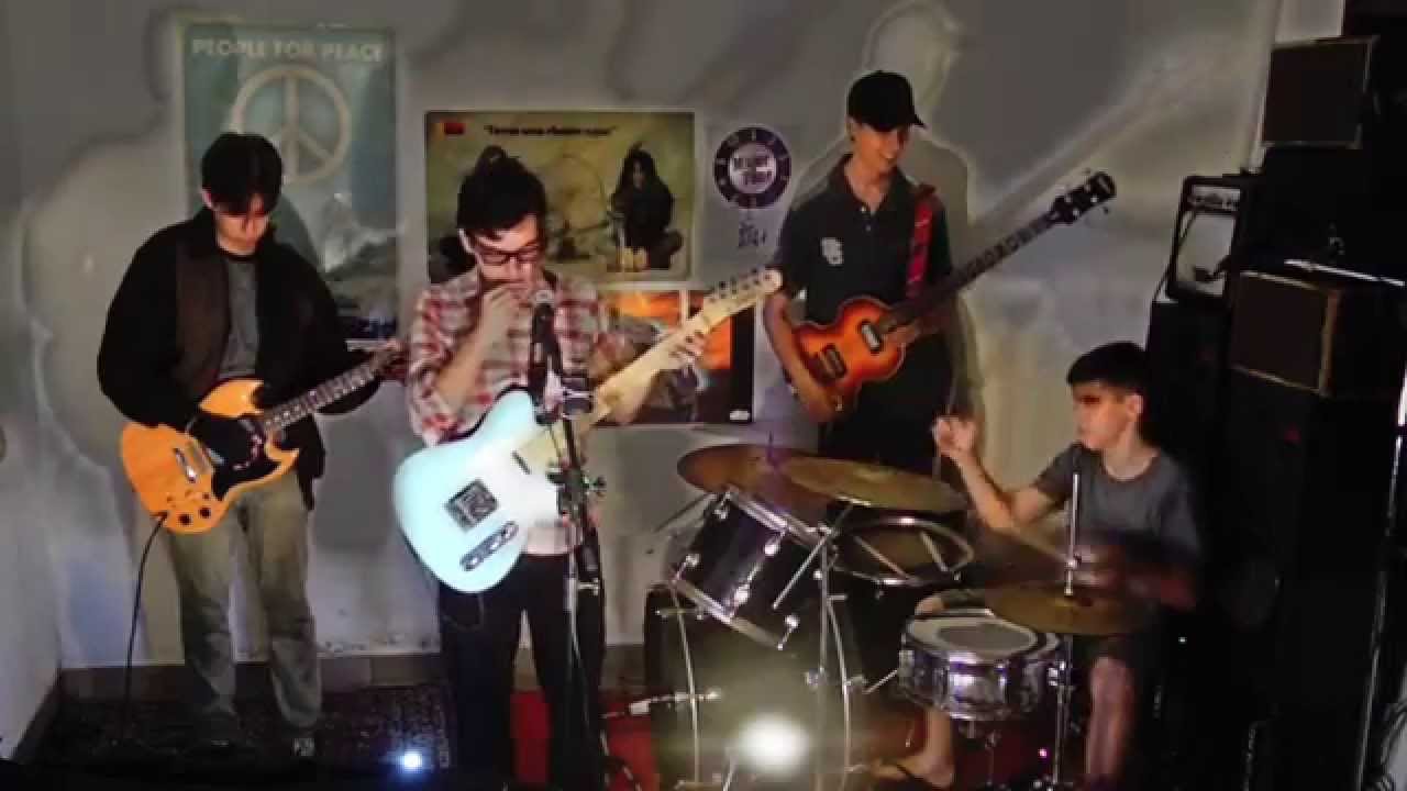 Major Tone - Boys don't cry (The Cure cover)