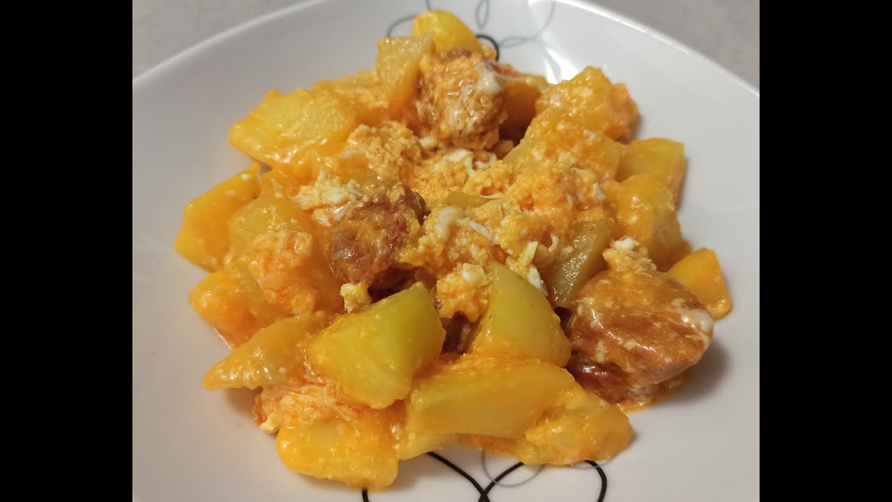 Huevos rotos con patatas en Mambo!! Iris Cocinando con Mambo!!