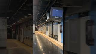 Rer D Arrivé Du Rer Ng N011M En Mission Vopa, En Gare De Châtelet-Les-Halles.